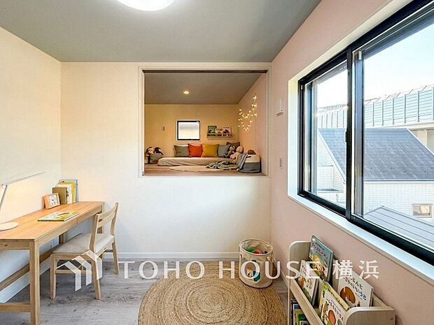 子供部屋や書斎にちょうどよい広さになっています。（家具はAI加工です）