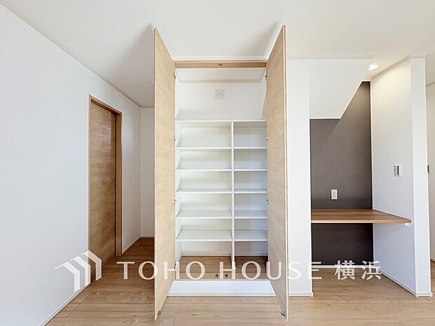 住まいの快適性を左右する収納は欲しい場所に使い勝手のよい収納を確保しています。