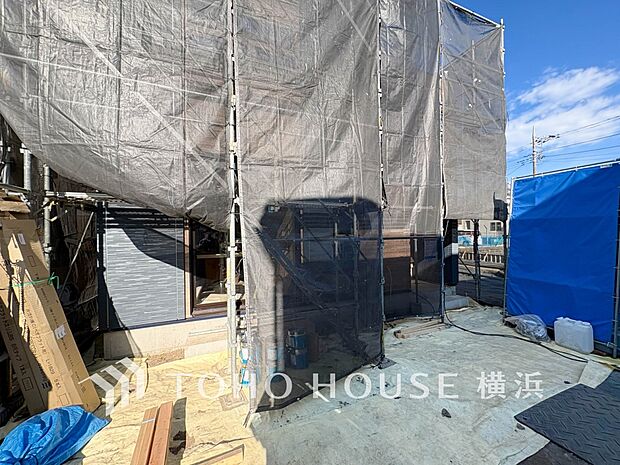 街並み全体のデザインへの拘りと充実した設備はきっとご満足いただける筈。（2025年12月撮影）