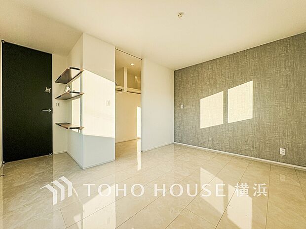 穏やかな寛ぎを届ける上質仕様のお部屋。自分時間を充実させながら心豊かにできるプライベート空間