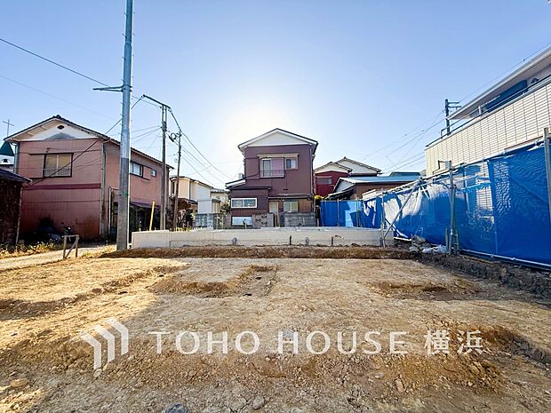 子育て環境、生活利便に優れた住環境に立地し、ゆとりある生活が送れます。(2025年12月撮影)