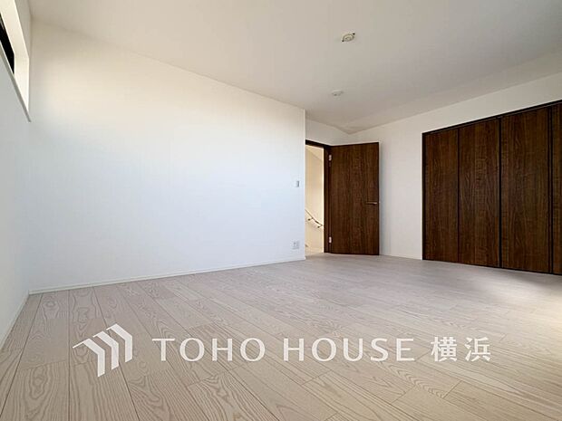 穏やかな寛ぎを届ける上質仕様のゆとりあるお部屋。心豊かにできるプライベート空間。