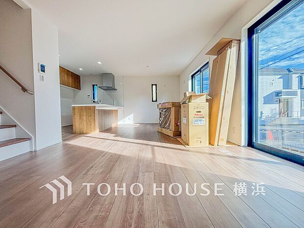 集いの場、憩いの場としての快適性を求めたやすらぎの空間です。