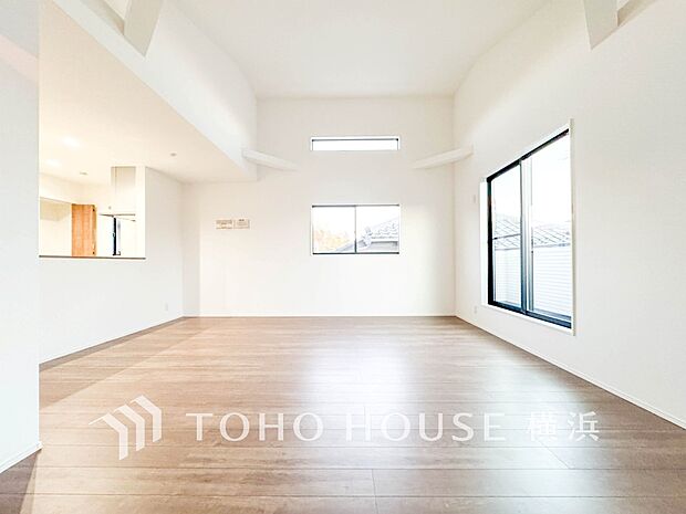 ここはみんなが集い、食事と楽しい会話が始まるスペース。