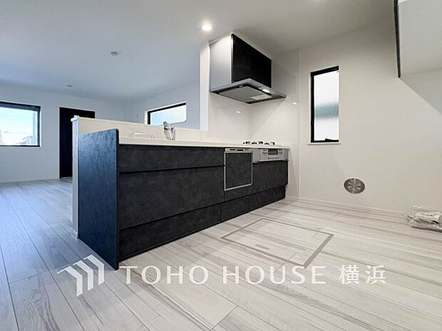 快適な日常を支える機能性と強さがひとつになったキッチンです。