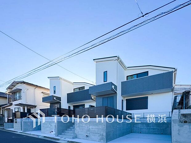 表現された空間は豊かな光と風を纏い、暮らしの時間を豊かにしてくれます。