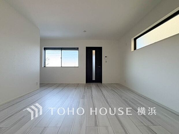 ここはみんなが集い、食事と楽しい会話が始まるスペース。