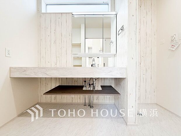 ご家族の1日が始まり、1日の終わりを締めくくる洗面空間。