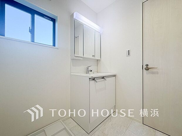 ご家族の1日が始まり、1日の終わりを締めくくる洗面空間。