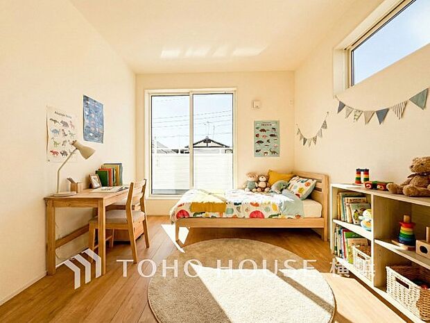 穏やかな寛ぎを届ける上質仕様のお部屋。（家具・装飾品はＡＩ加工です）