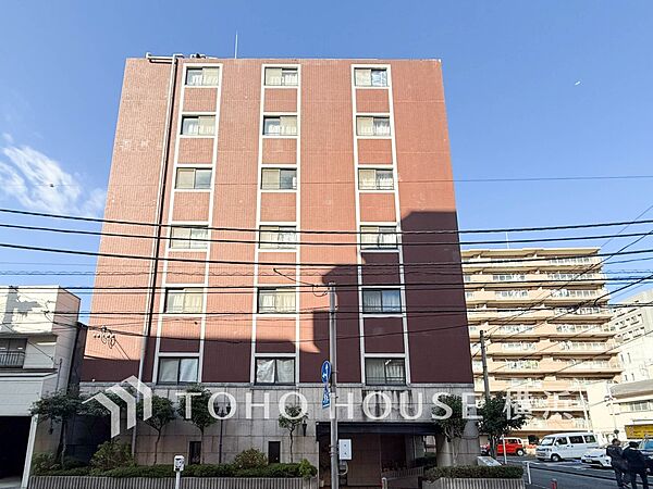 生活利便に優れた住環境に立地し、ゆとりある生活が送れます。