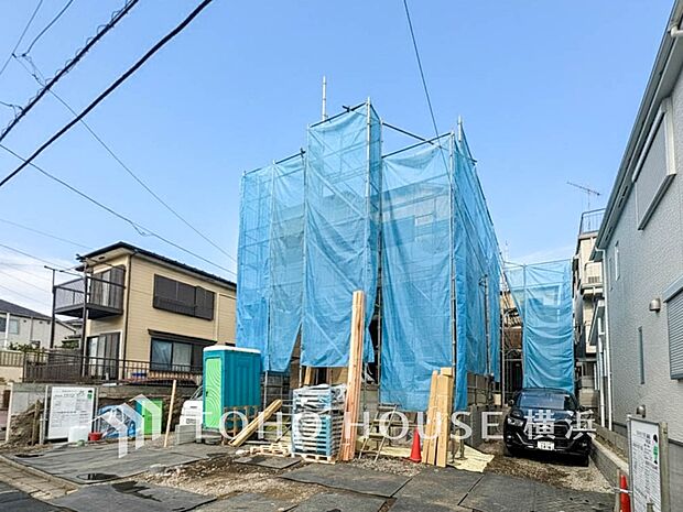 良質な環境に暮らす永住の邸がここに誕生します。 AI加工 （2025年12月撮影）