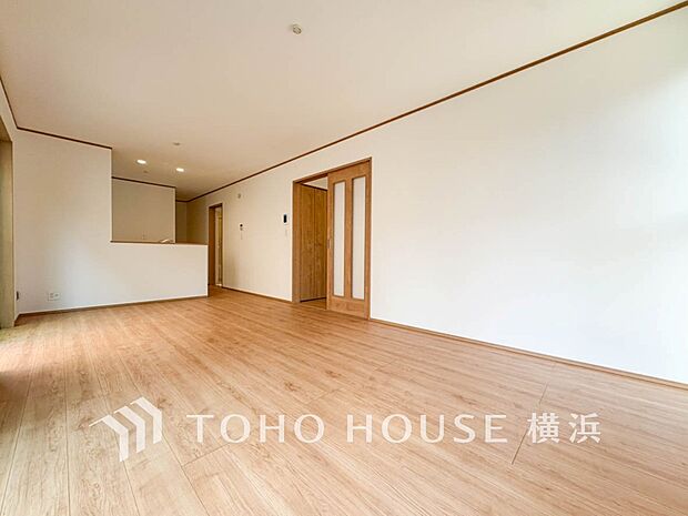 対面キッチンでリビングのご家族と会話を楽しみながらお料理できます。