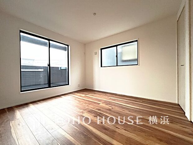 穏やかな寛ぎを届ける上質仕様のゆとりあるお部屋。心豊かにできるプライベート空間。