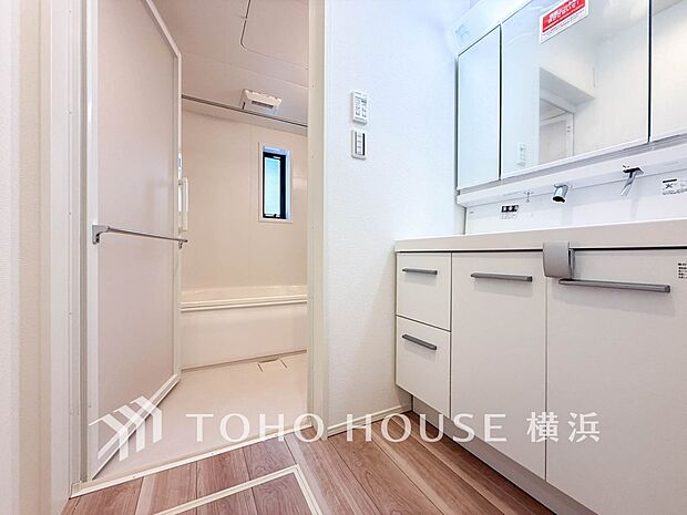 一日の始まりと終わりを心地よく演出してくれる、多彩な機能が備えられたパウダールーム。