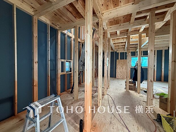 内観建築中