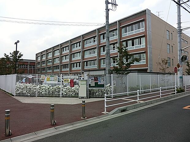 大和市立光丘中学校 1000m