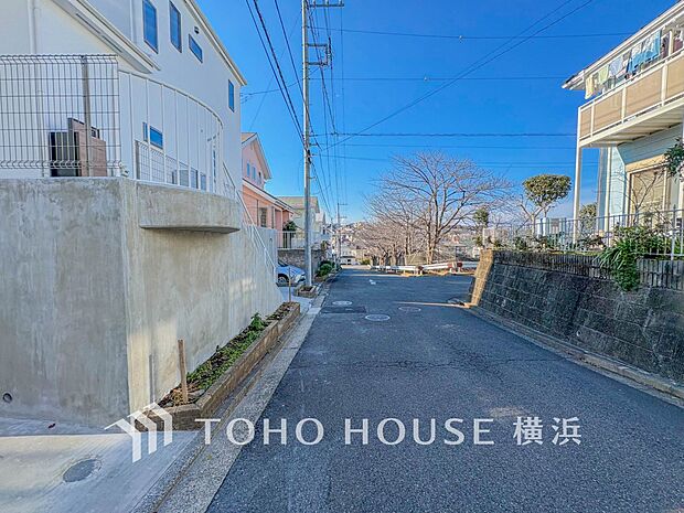 子育て環境、生活利便に優れた住環境に立地し、ゆとりある生活が送れます。