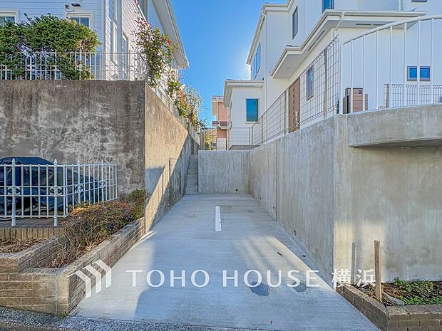 敷地内に駐車スペースがあると、日々の暮らしのをスムーズに運ぶ事が出来ます。