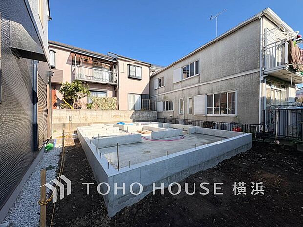 四季折々の変化を楽しめる心地よい場所となりそうなロケーションです。(2026年1月撮影)