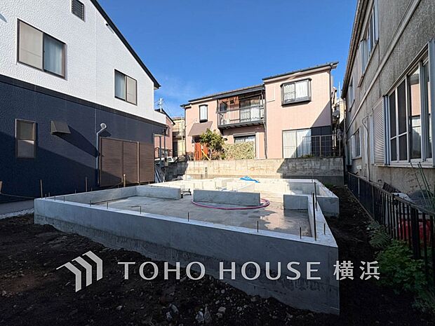 美しい街並みと穏やかな住環境でやすらぎの暮らしを叶えます。(2026年1月撮影)