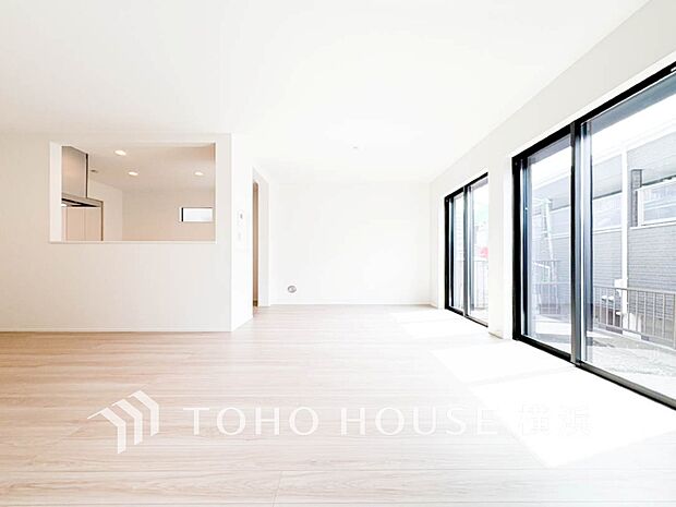 集いの場、憩いの場としての快適性を求めたやすらぎの空間です。