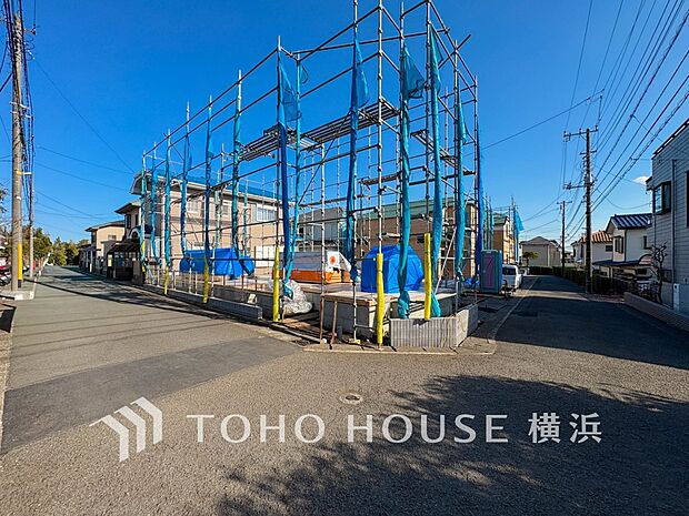 子育て環境、生活利便に優れた住環境に立地し、ゆとりある生活が送れます。(2026年3月撮影)