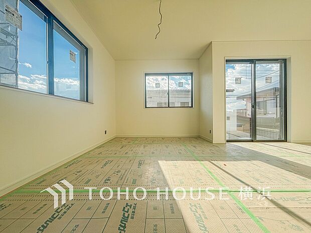 穏やかな陽射しが、ゆったりとした寛ぎの時間を包みます。(2026年1月撮影)