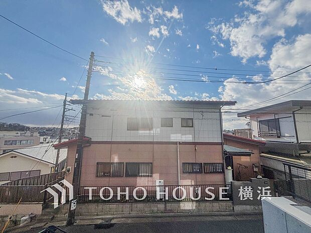 爽やかな風を感じ、暖かな光を浴びて、快適な暮らしをここから。(2026年1月撮影)