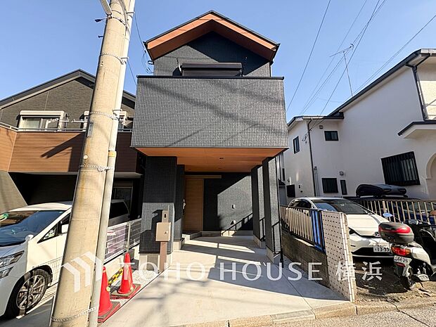 雨や紫外線から大切な愛車を守る、ビルトインガレージはセキュリティ面も安心です。