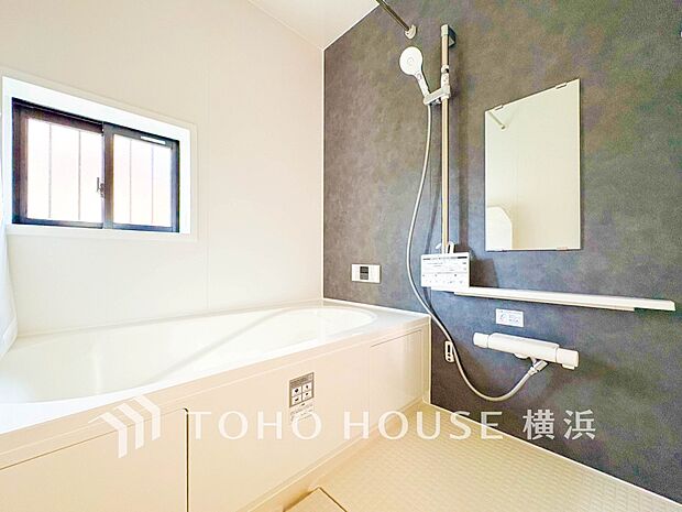 すっきりとした清潔感が感じられ、心身をリフレッシュできる寛ぎを深めてくれるスペースです。