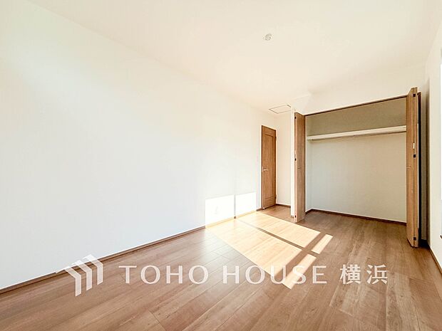 穏やかな寛ぎを届ける上質仕様のお部屋。自分時間を充実させながら心豊かにできるプライベート空間。