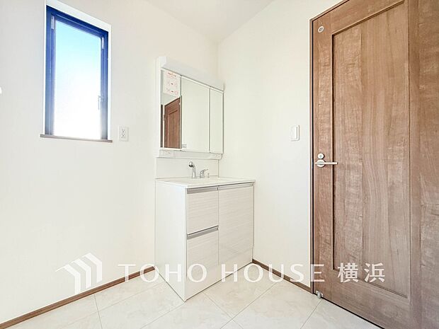 ご家族の1日が始まり、1日の終わりを締めくくる洗面空間。