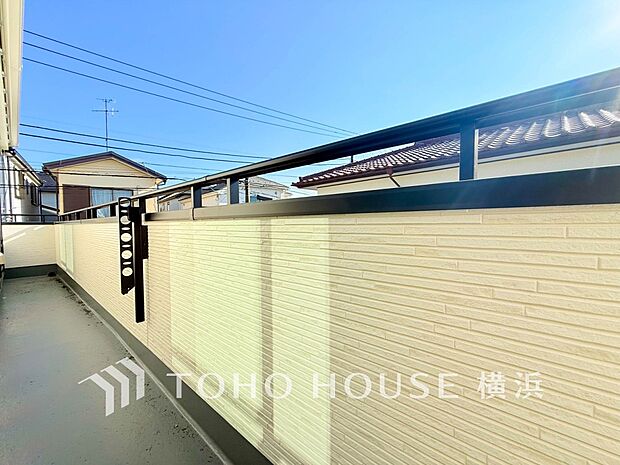 お部屋にも爽やかな風と暖かく柔らかな日差しが差し込み、毎日の暮らしを豊かに彩ります。