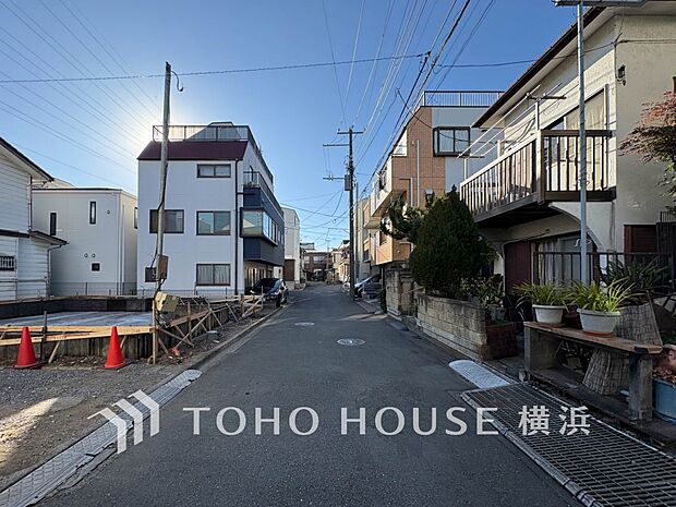 子育て環境、生活利便に優れた住環境に立地し、ゆとりある生活が送れます。(2026年1月撮影)