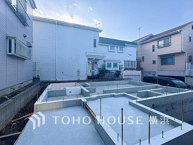 美しい街並みと穏やかな住環境でやすらぎの暮らしを叶えます。（2026年1月撮影）