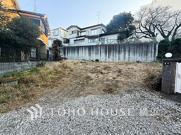 子育て環境、生活利便に優れた住環境に立地し、ゆとりある生活が送れます。