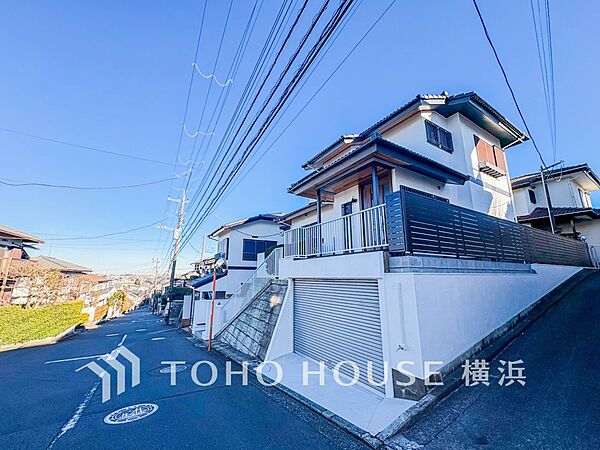 生活利便に優れた住環境に立地し、ゆとりある生活が送れます。