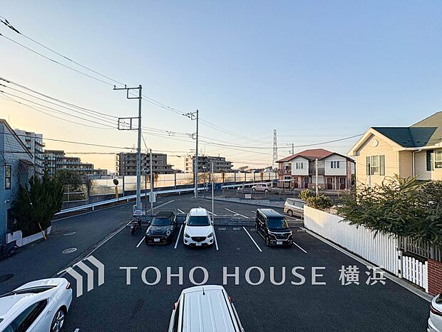 開放的で気持ちの良い眺望と青い空を満喫できます。