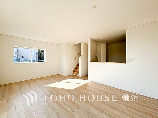 ここはみんなが集い、食事と楽しい会話が始まるスペース。