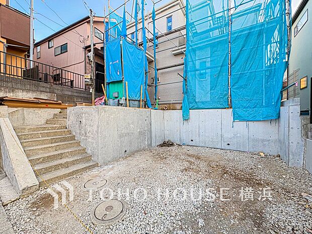 お住まいの顔となる玄関。住まう方のプライドを満たすクオリティを備えています。(2026年1月撮影)