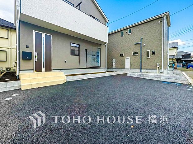 敷地内に駐車スペースがあると、日々の暮らしのをスムーズに運ぶ事が出来ます。