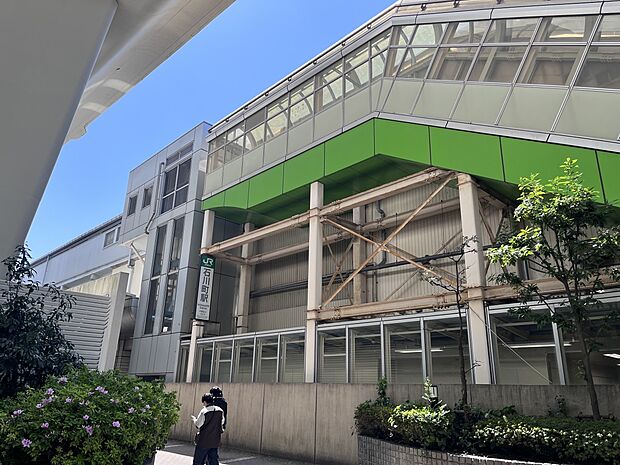 石川町駅(JR根岸線) 1500m 横浜駅まで3駅7分。山手や元町、中華街といった横浜の主要な観光スポットへの入り口の駅です。