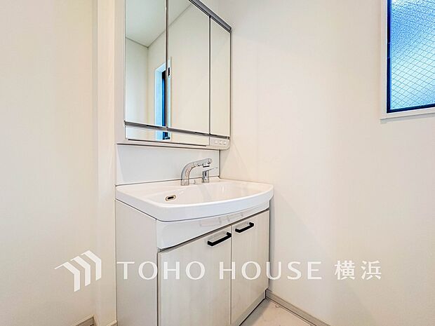 ご家族の1日が始まり、1日の終わりを締めくくる洗面空間。