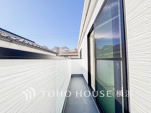 お部屋にも爽やかな風と暖かく柔らかな日差しが差し込み、毎日の暮らしを豊かに彩ります。