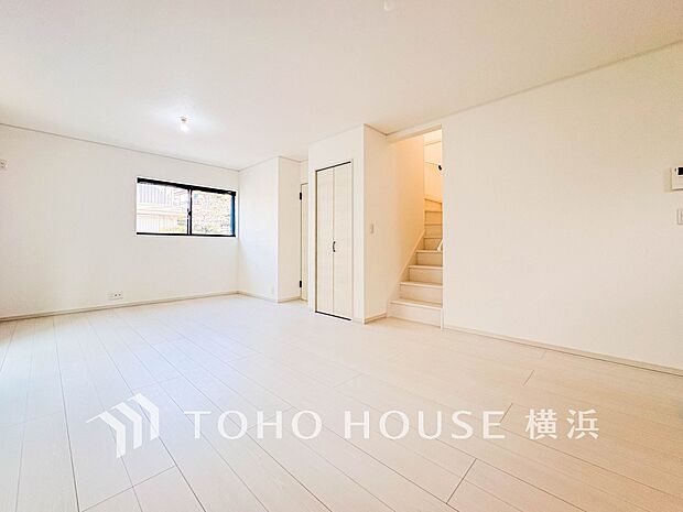 LDK階段の採用で、いつでも家族の一体感を感じられる。家族と過ごす時間を大切にする方にぴったり。