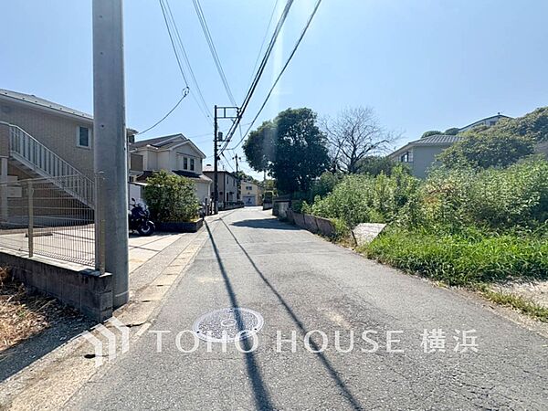子育て環境、生活利便に優れた住環境に立地し、ゆとりある生活が送れます。