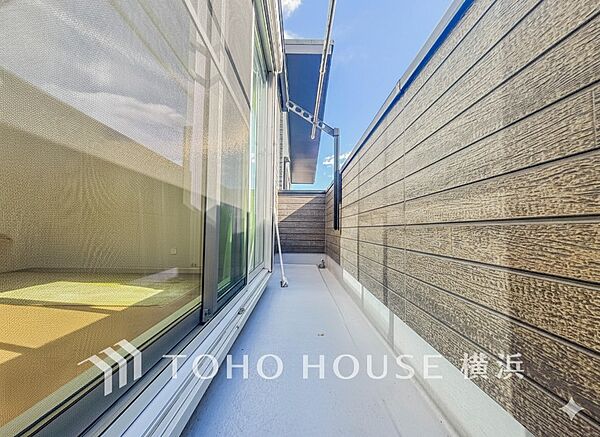 お部屋にも爽やかな風と暖かく柔らかな日差しが差し込み、毎日の暮らしを豊かに彩ります。