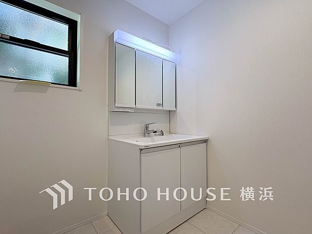 ご家族の1日が始まり、1日の終わりを締めくくる洗面空間。