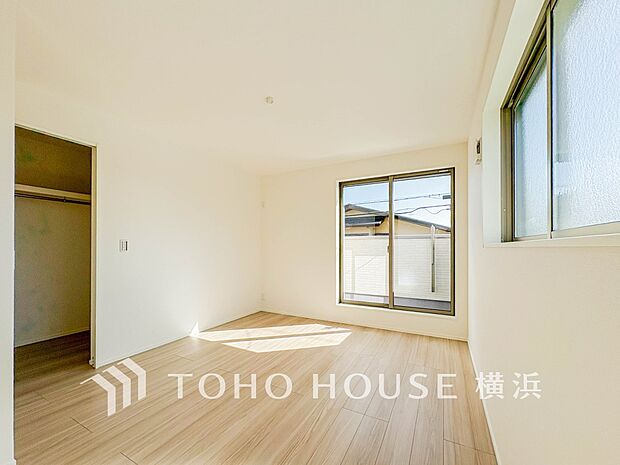 穏やかな寛ぎを届ける上質仕様のゆとりあるお部屋。心豊かにできるプライベート空間。